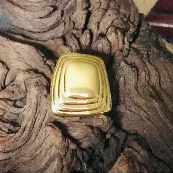 Vintage MCM Costume Gold Tone & Geometric Shape Stud Post Earrings - Picture 6 of 8